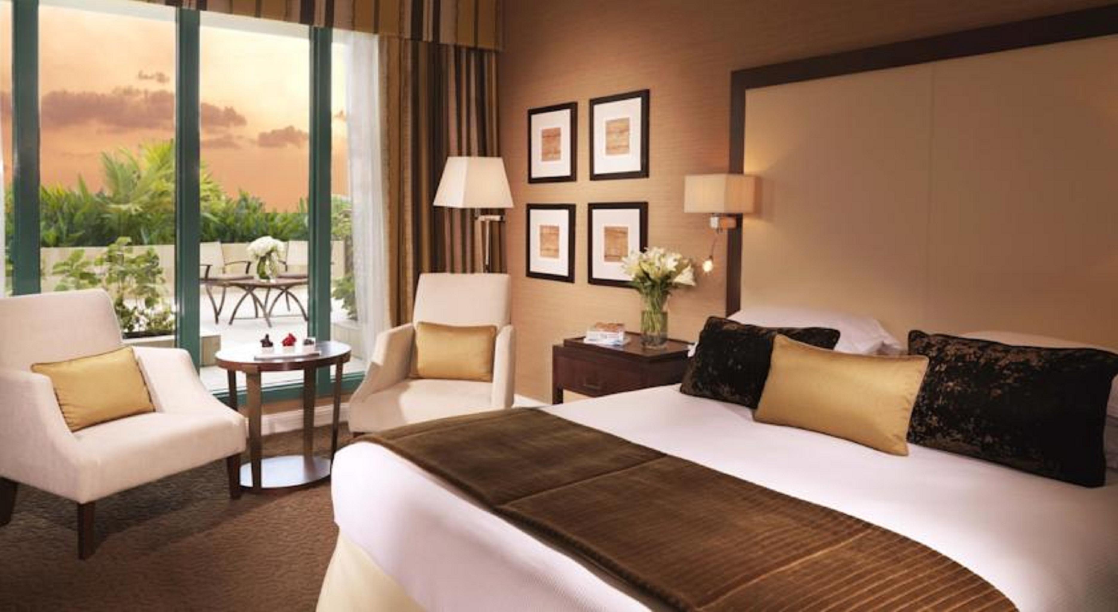 Mövenpick Grand Al Bustan Hotell Dubai Exteriör bild