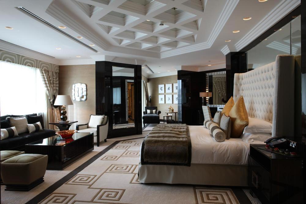 Mövenpick Grand Al Bustan Hotell Dubai Exteriör bild
