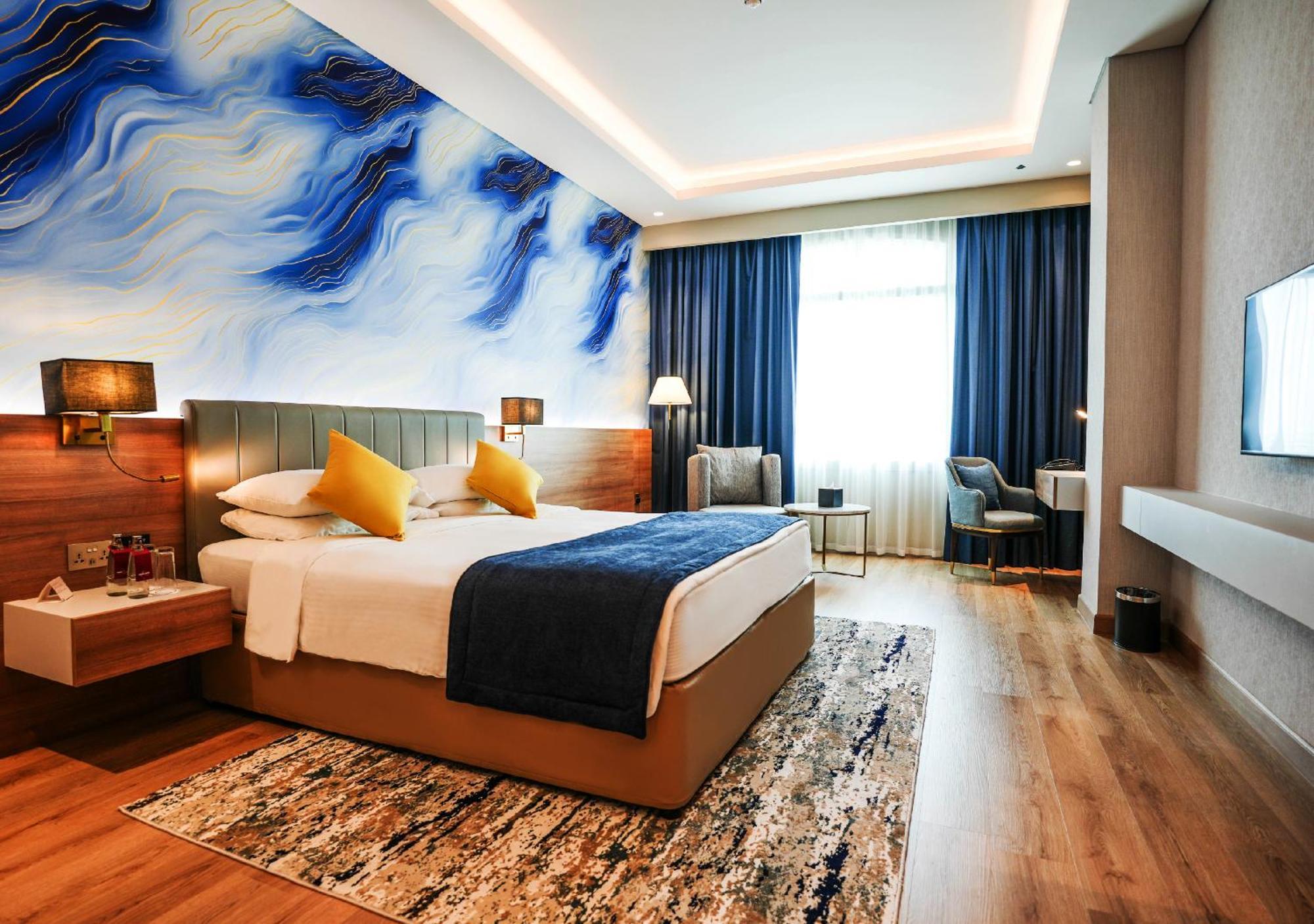 Mövenpick Grand Al Bustan Hotell Dubai Exteriör bild